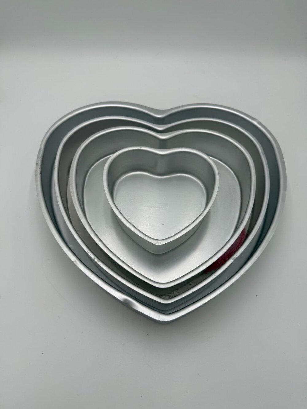 Wilton 4 Piece Heart Cake Pan Set Tiered Baking Silver Aluminum
